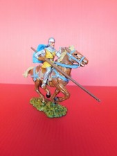 ELASTOLIN / MOYEN AGE TRES BEAU CHEVALIER A CHEVAL