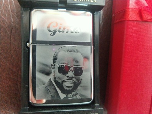 Briquet essence star grave - star,