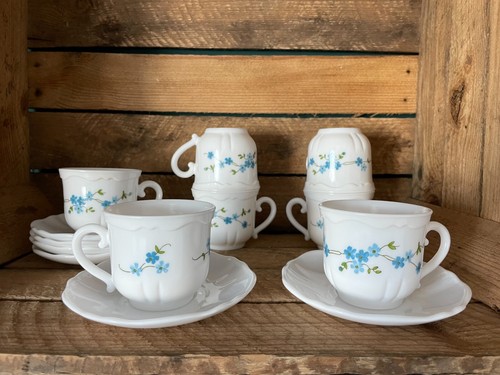 Ensemble tasses et - ensemble, de