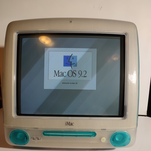 Vintage 2000 apple - vintage,
