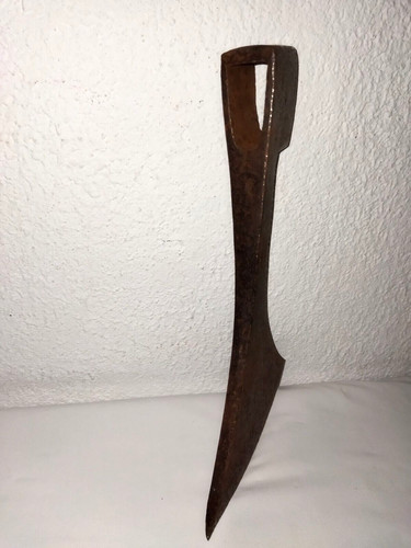Ancienne grande hache - grande, en