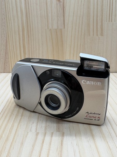 Canon autoboy luna - (near, mint)canon