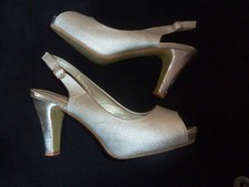 Escarpins soirée talon 39 dorées