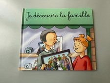 Le village de mes premières découvertes – Je découvre la famille hachette 2007