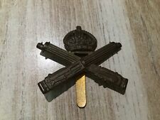 CAP BADGE ANGLAIS. BRITISH ARMY.  MACHINE GUN CORPS