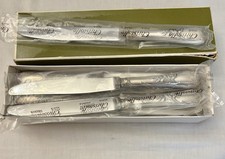 12 COUTEAUx DE TABLE EN METAL