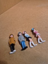 2 Couples Figurines Modernes  Plastique