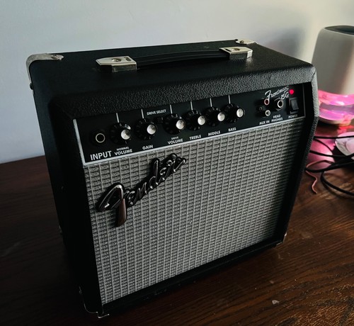 Fender frontman 15g watt - 15,