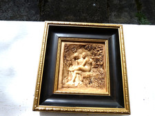 Tableau ancien bas relief