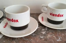 tasses et  soucoupes publicitaires Viandox  Moulin des loups