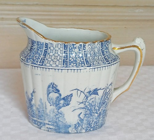 Ancien pot lait - ancien, eau