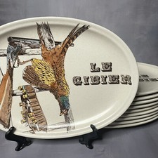 GIEN : 10 assiettes ovales dit à steak décor "LE GIBIER" thème chasse chasseur