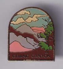 RARE PINS PIN'S .. TOURISME