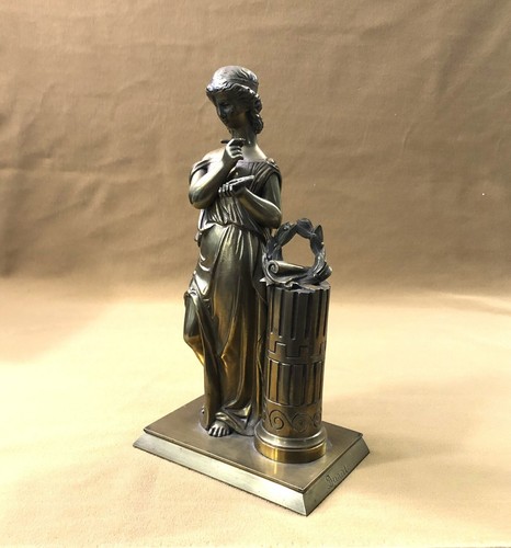 Statue sculpture bronze - statue, /