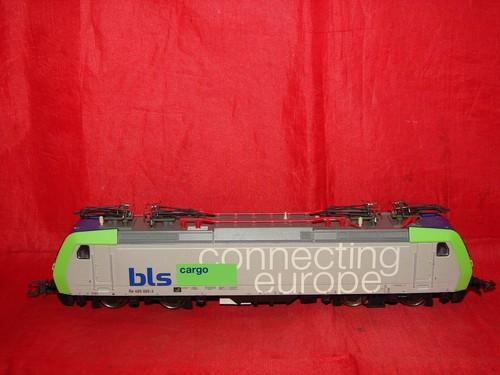 Marklin locomotive - ho,