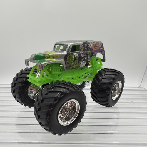 Hot wheels monster jam grave - wheels,