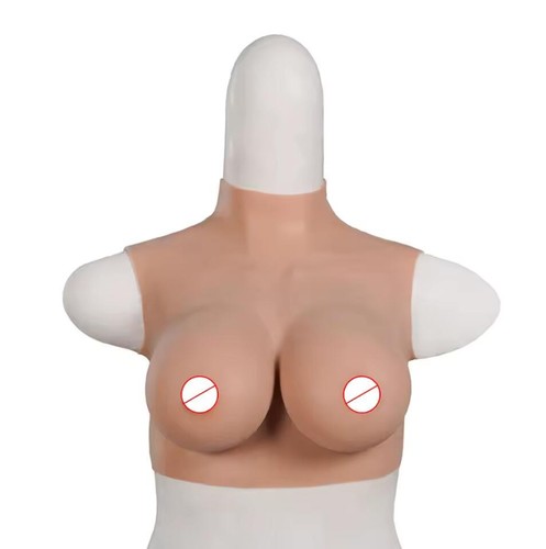 Faux seins poitrine - , en