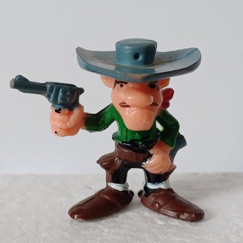 Figurine plastique brabo - figurine,