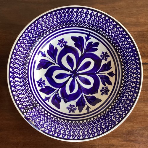 Plat rond ancien blanc bleu
