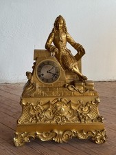 BELLE PENDULE EN BRONZE DORÉ