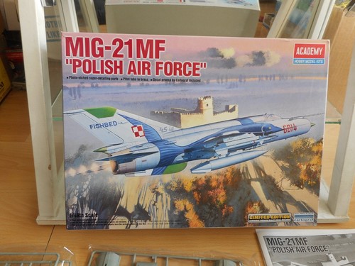 Modelkit academy mig 21mf - academy, mig-21mf