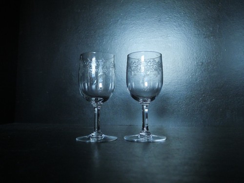 Ancienne verre vin - à,