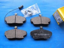 Plaquettes de freins avant