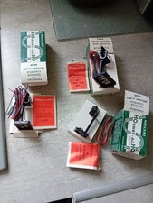 LOT DE 3 FEUX OU SIGNAUX LUMINEUX HORNBY HO  NEUF EN BOITE D ORIGINE