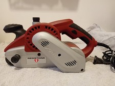 Ponceuse à bande Redstone