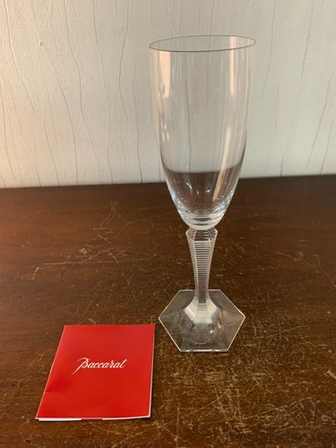 Champagne flutes model - 12,
