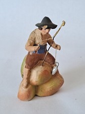 Ancien santon pêcheur en