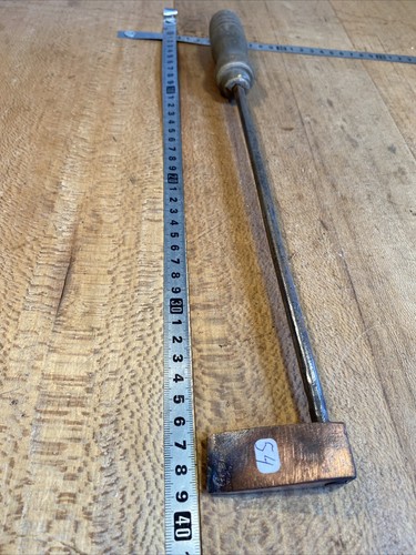 Old tool outil - old, /
