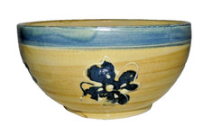 Bol ancien jaune décor fleur