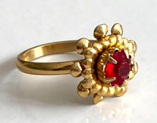 Très jolie Bague vintage léger doré strass Rouge T57 (réglable) Fleur 1,6cm