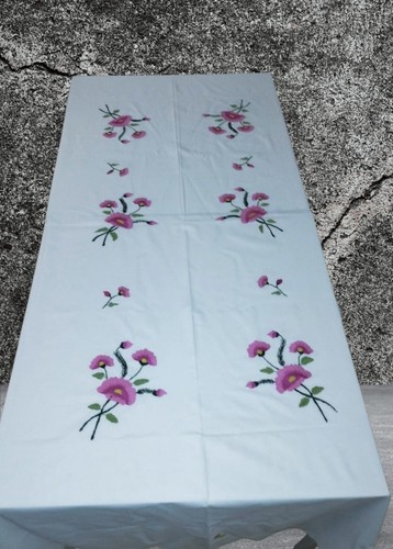 Nappe blanche fine brodée - blanche,