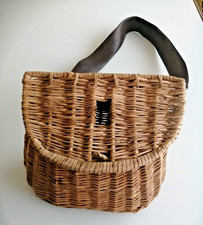 ancienne bourriche panier de pêche en osier