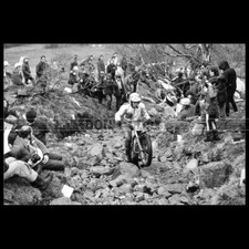 Photo M.000801 M. HOLLAND