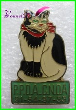 Pin's pins Badge Animal Chat Cat Katze PPDA CNDA  defense animal  #E4