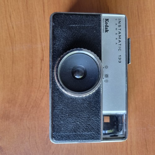 Kodak instamatic 133 dans son - kodak,