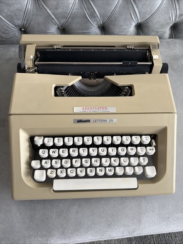 1960s olivetti lettera - 1960s, 25