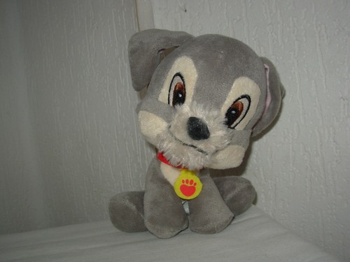 Peluche clochard chien gris - "clochard",