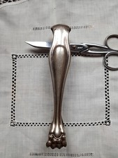 PINCE A SUCRE EN MÉTAL ARGENTÉ GRIFFES DE LION N3