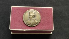 BELLE BOÎTE ANCIENNE VELOURS ROUGE SUR CARTON + MÉDAILLE EMPIRE NAPOLÉON BRONZE
