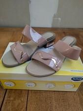paire de sandales rose scholl