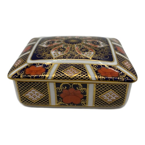 Royal crown derby - crown,
