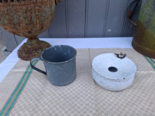 Ancien crachoir une timbale - ancien,