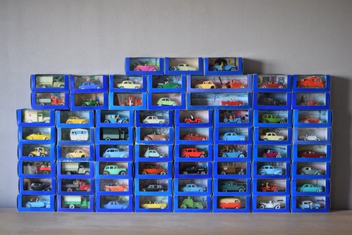 Voitures tintin avec - 1/43,
