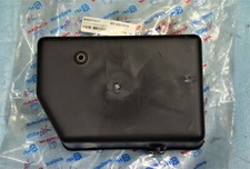 plastique fond de boite à outil d'origine CAGIVA  A8 125 "militaire"  neuf