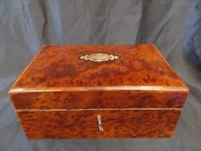 Ancien coffret  Napoléon III en marqueterie Boulle intérieur capitonné avec clé