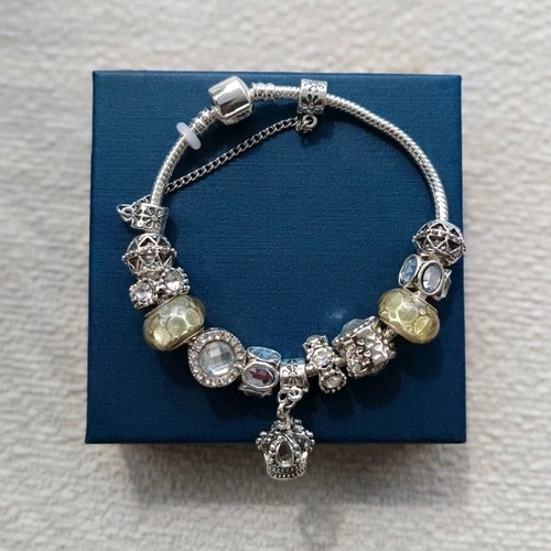 Bracelet breloques argenté - à,